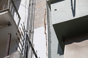 Athens Metro Works Damage at Least 20 Buildings
