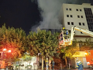 Major Blaze Engulfs Store in Piraeus