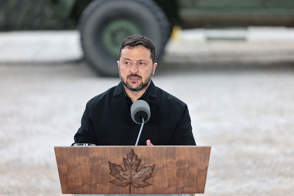 Zelenskyy Sanctions Former Press Secretary Over Propaganda Claims