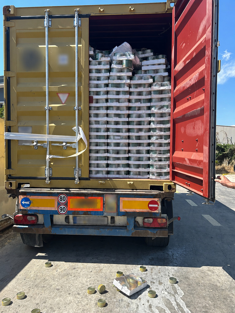 Nearly 20 Tons of Unsafe Tuna Seized in Attica