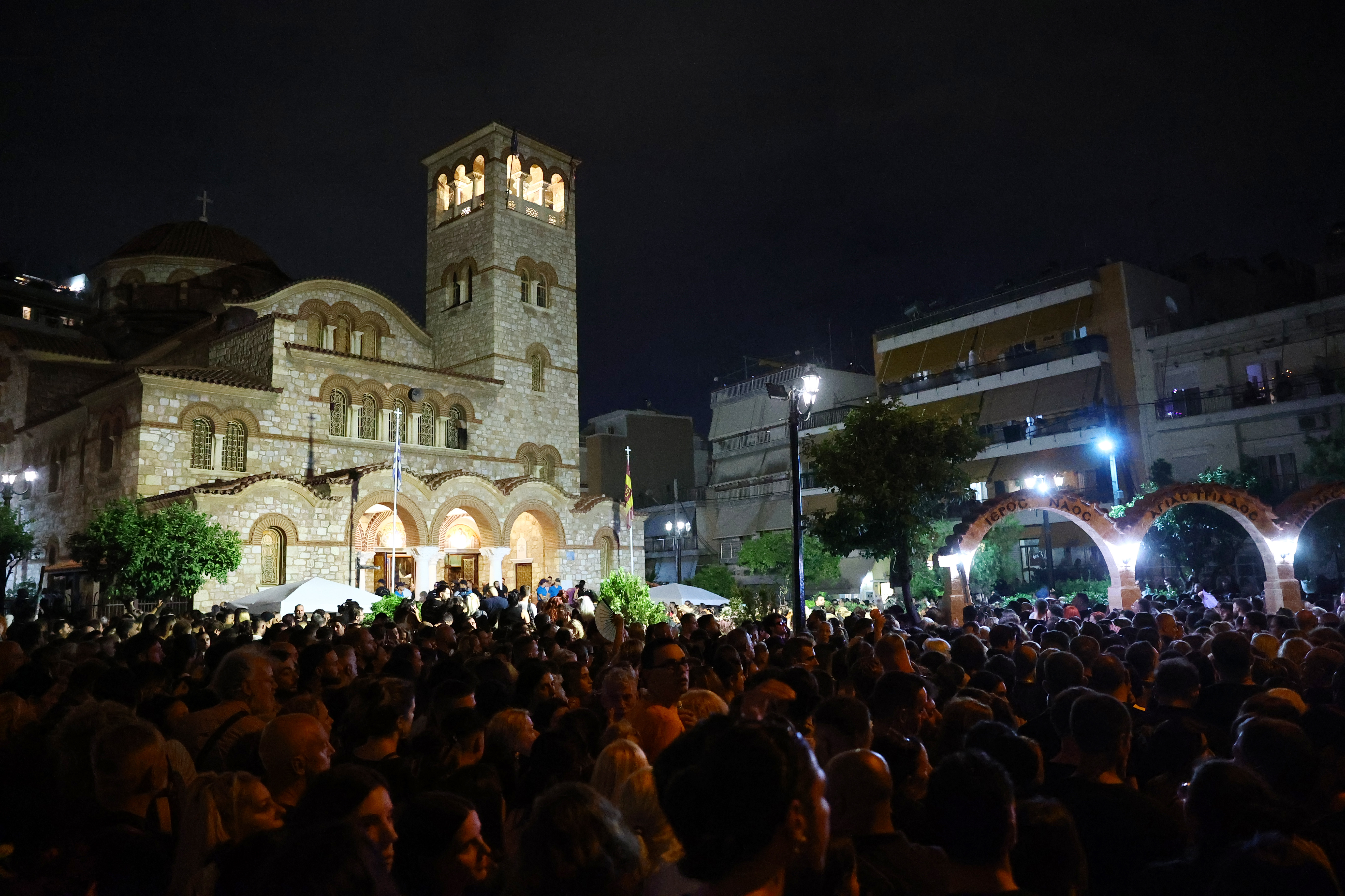 Giorgos Mazonakis: Crowds Gather for Final Farewell