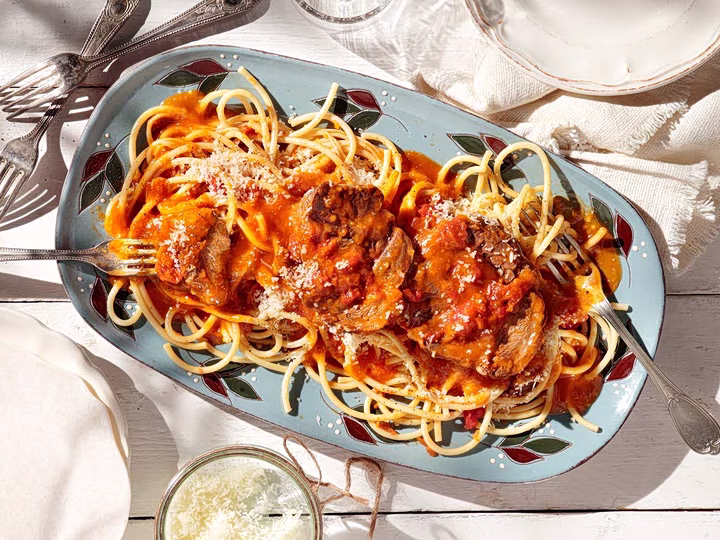 Greek Beef Roast with Thick Spaghetti