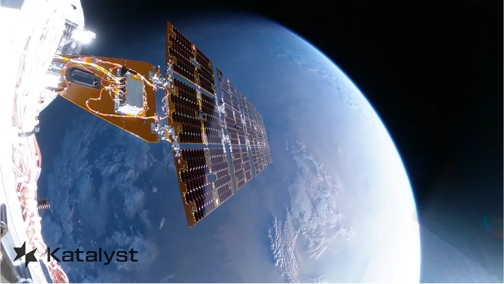 Rescue Craft Reaches Doomed Swift Telescope, but Can’t Save It
