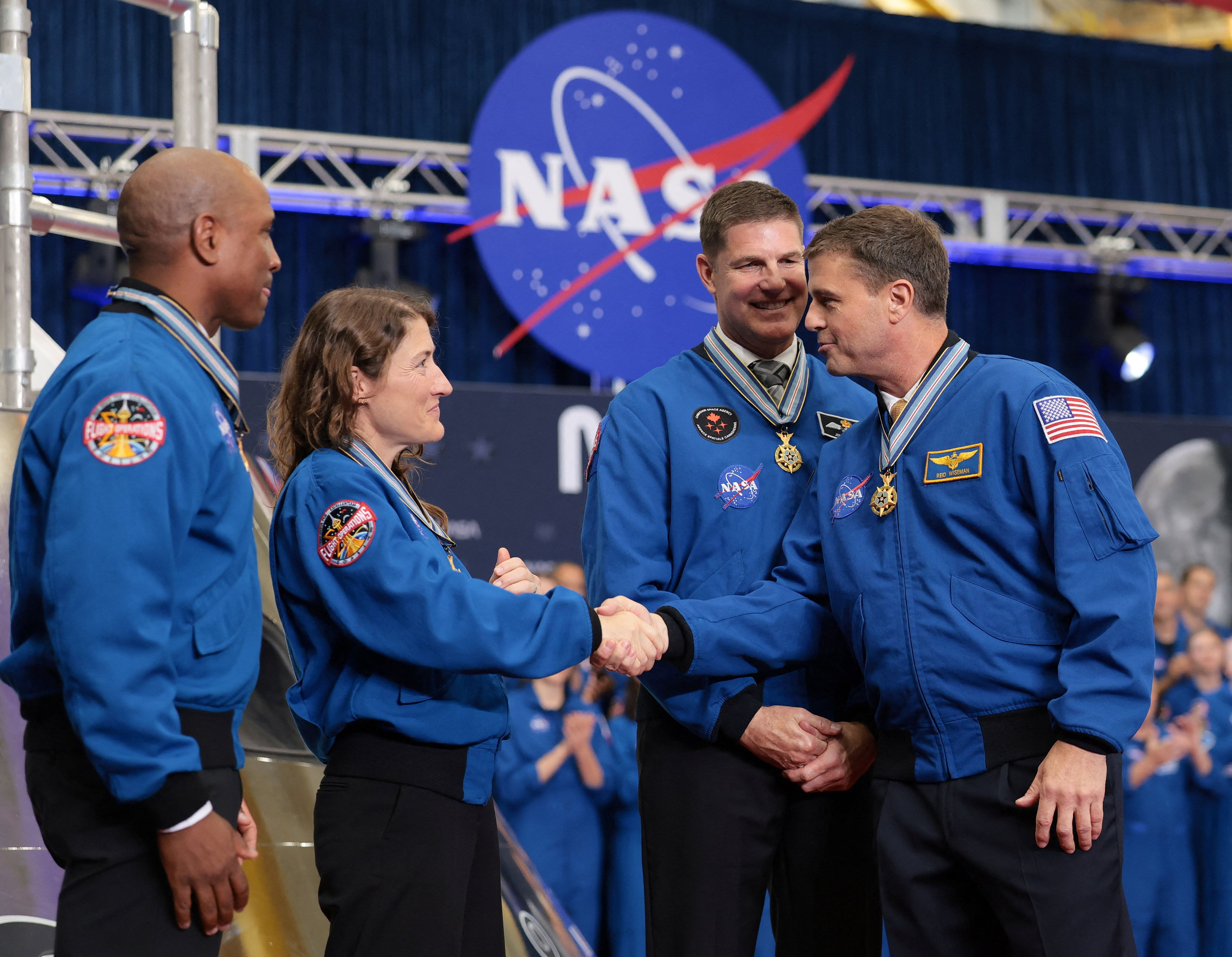 Artemis II Leaders Wiseman, Glover Step Away From Spaceflight