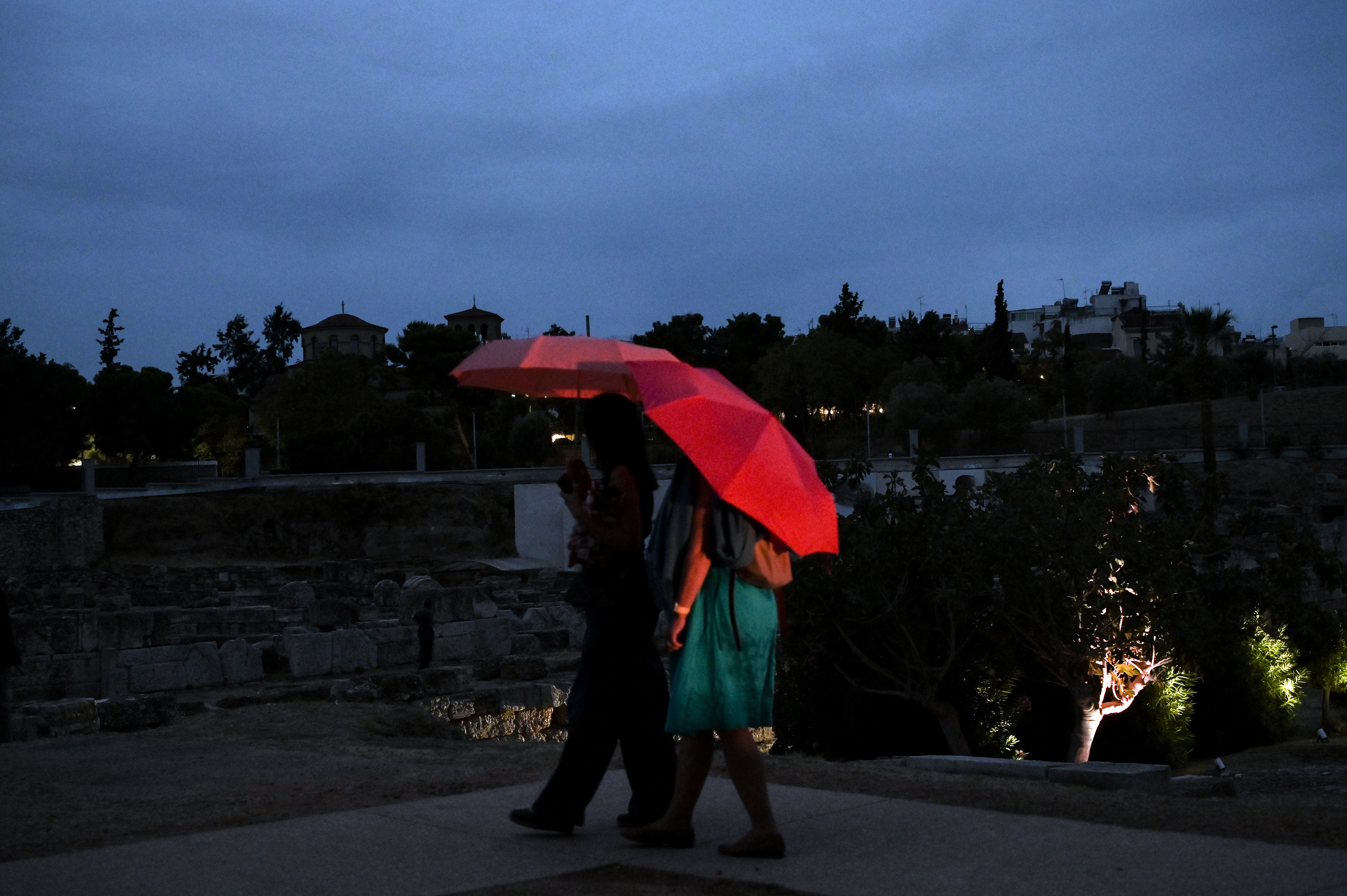 Strong Northerly Winds to Sweep Aegean as Rain Hits Islands
