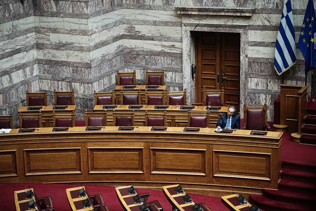 Six in 10 Greeks Borrow to Pay Their Bills