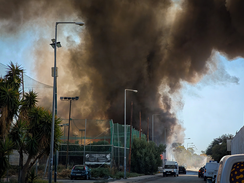 Fire Breaks Out at Warehouse Near Athens