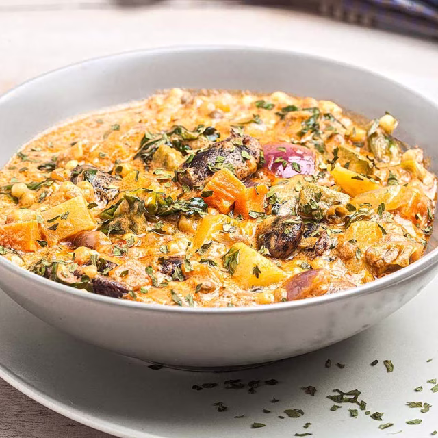 Orzo with Vegetables and Legumes