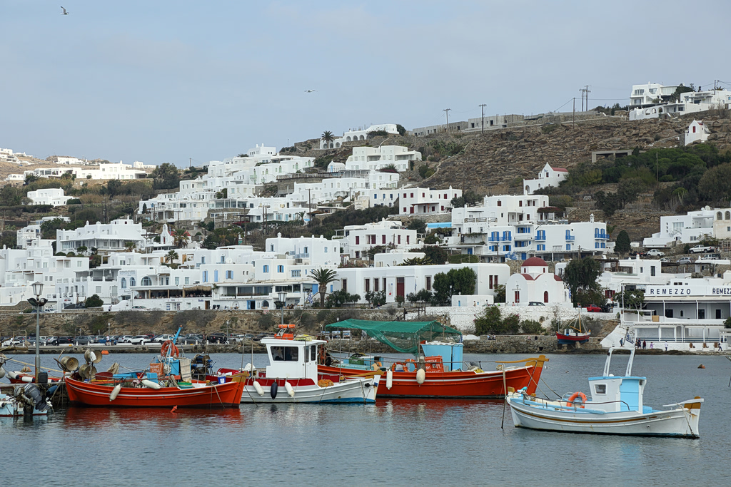 Mykonos Planning Office Sealed Over Pending Cases