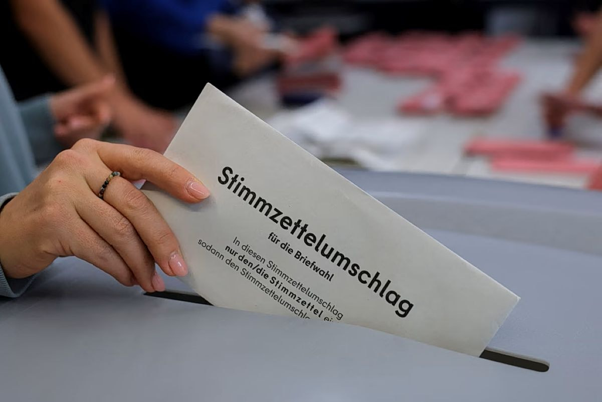 AfD Tops Mecklenburg-Western Pomerania Vote as Left Leads in Berlin
