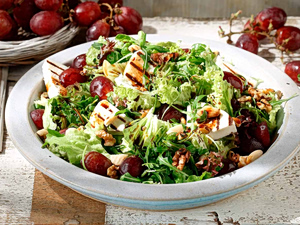 Grape, Walnut & Cheese Salad