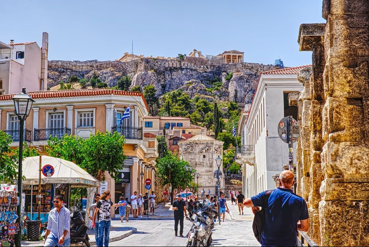 Athens Ranks Fourth Among the World’s Happiest Holiday Cities