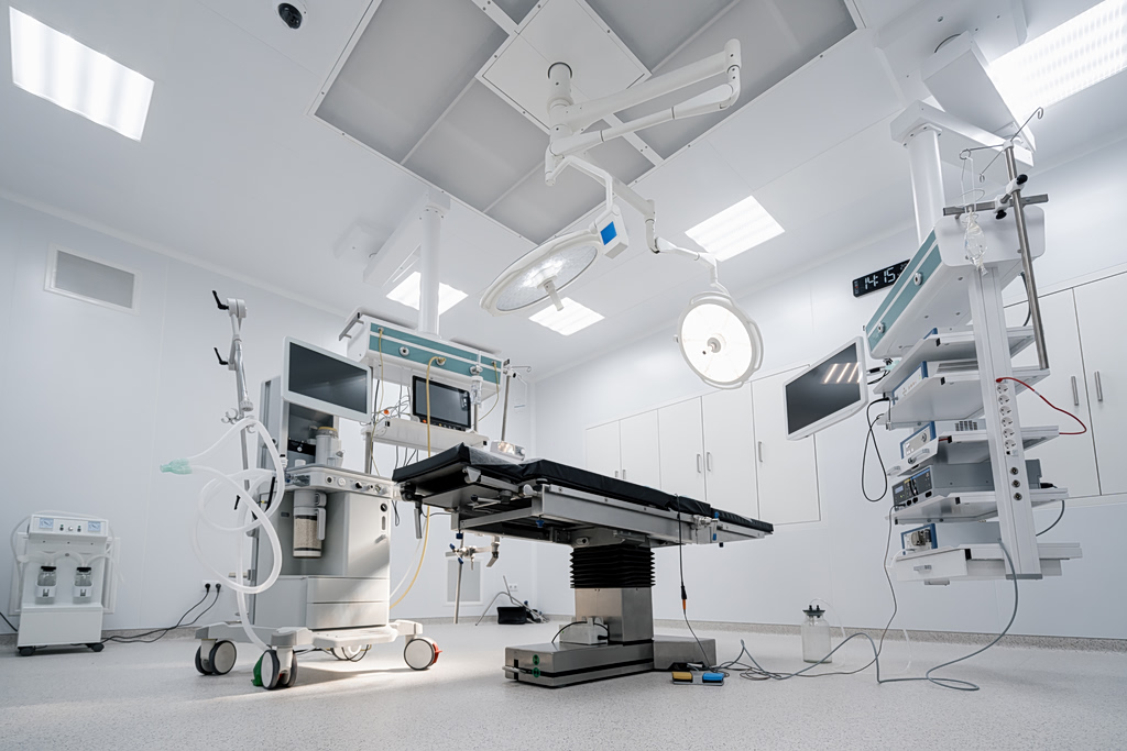 Greek Clinic Shut Down After Unauthorized Chemotherapy