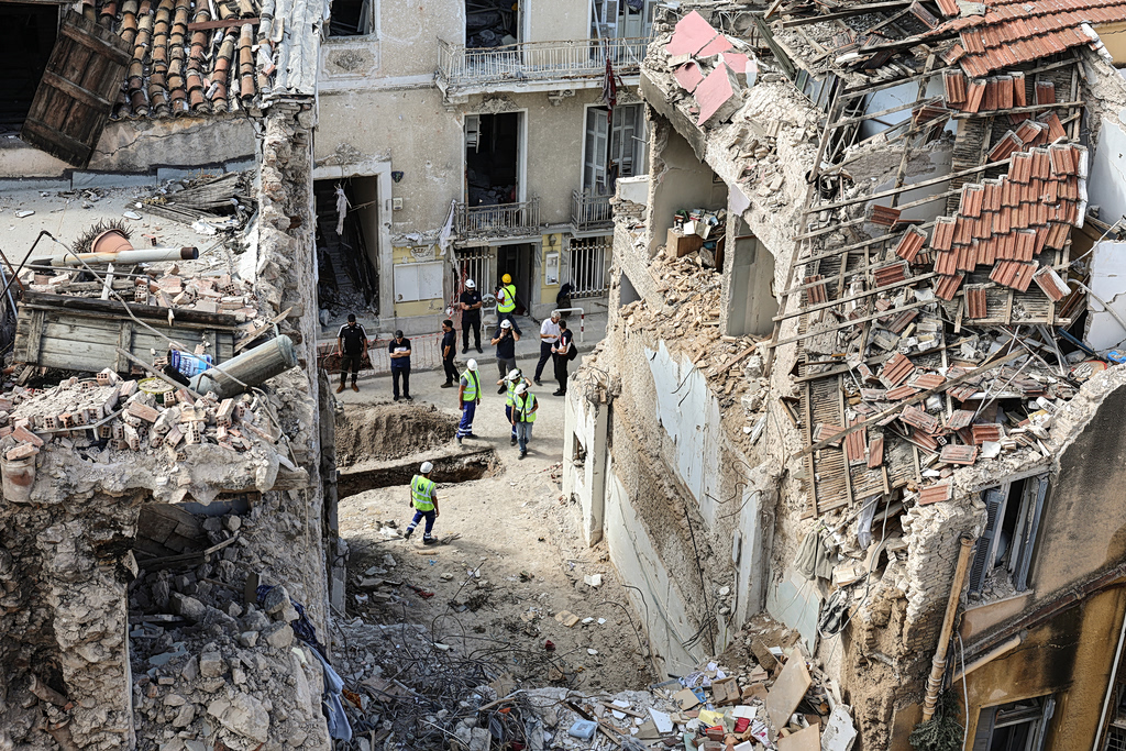 Plaka Explosion Revives Old Fears for Historic Athens District