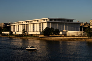 Architects Never Loved the Kennedy Center. But They Don’t Want to See It Gone.