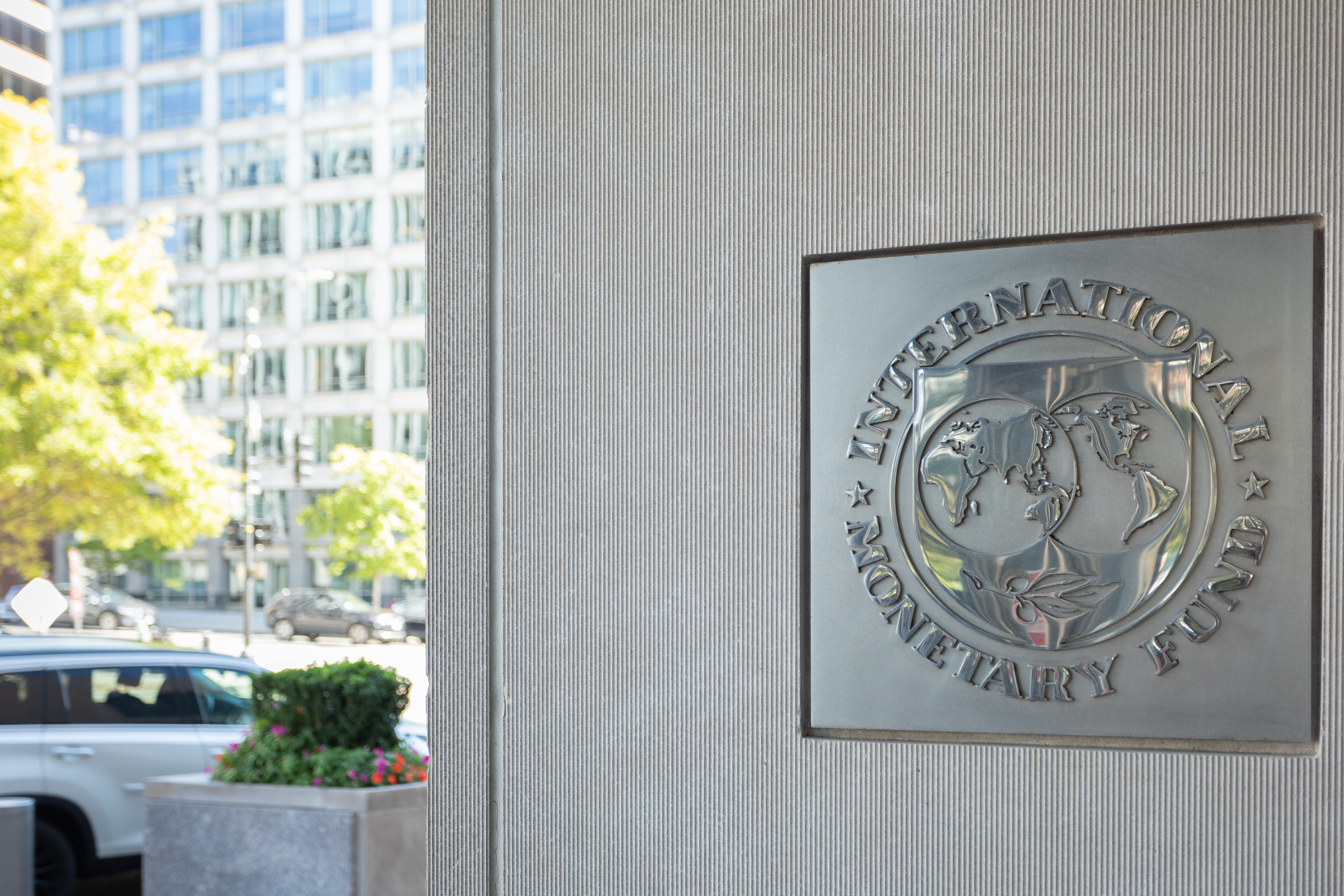 IMF Cuts Greece Growth Forecast as Inflation Rises