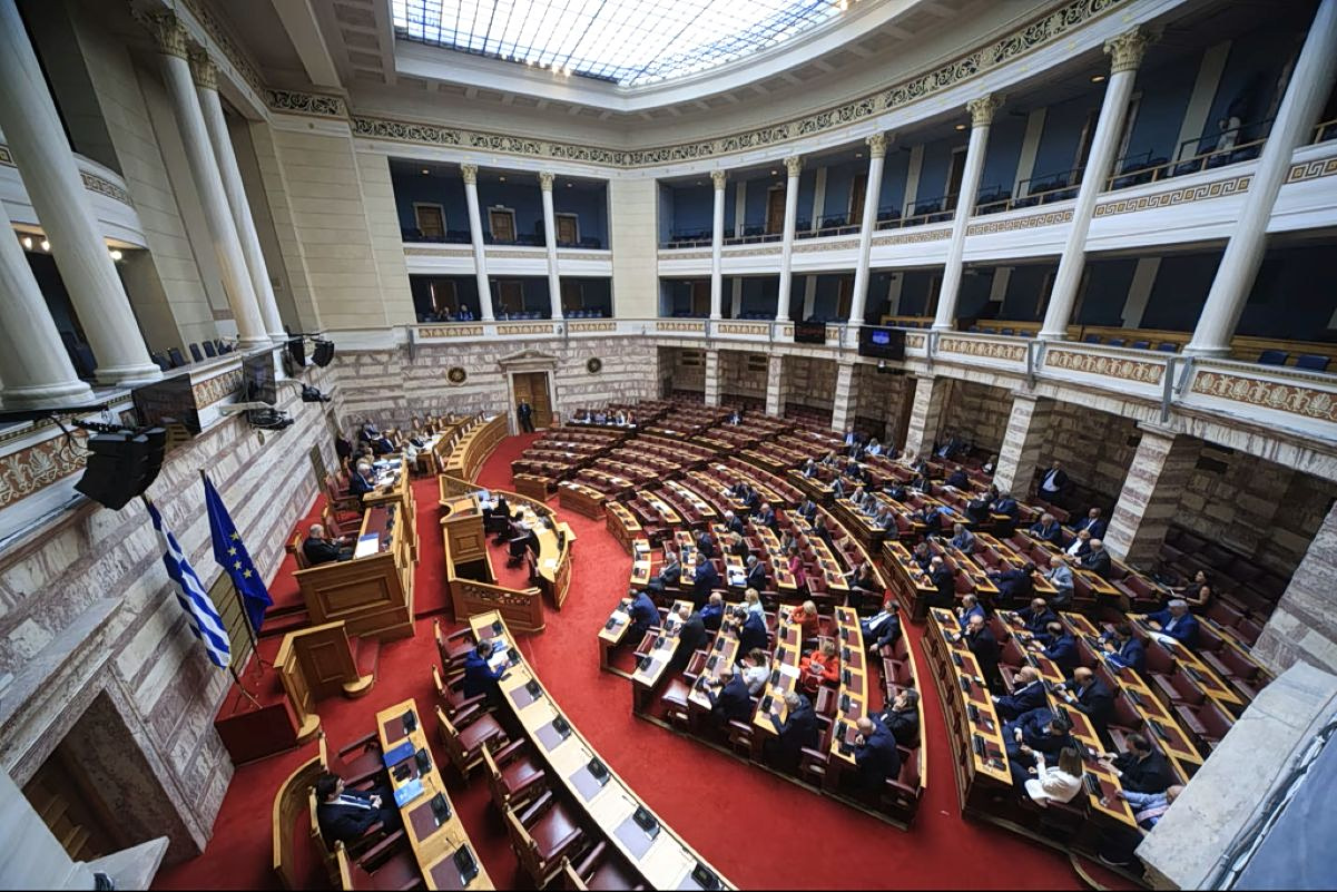 Greek Bill Mandates Mediation, Toughens Penalties for Fraud