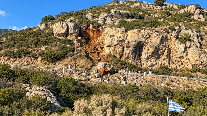 Huge Boulder Blocks Access to ‘Anthony Quinn Beach’ on Rhodes