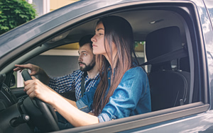 Greece Moves to Digitize Driving Tests and License Plates