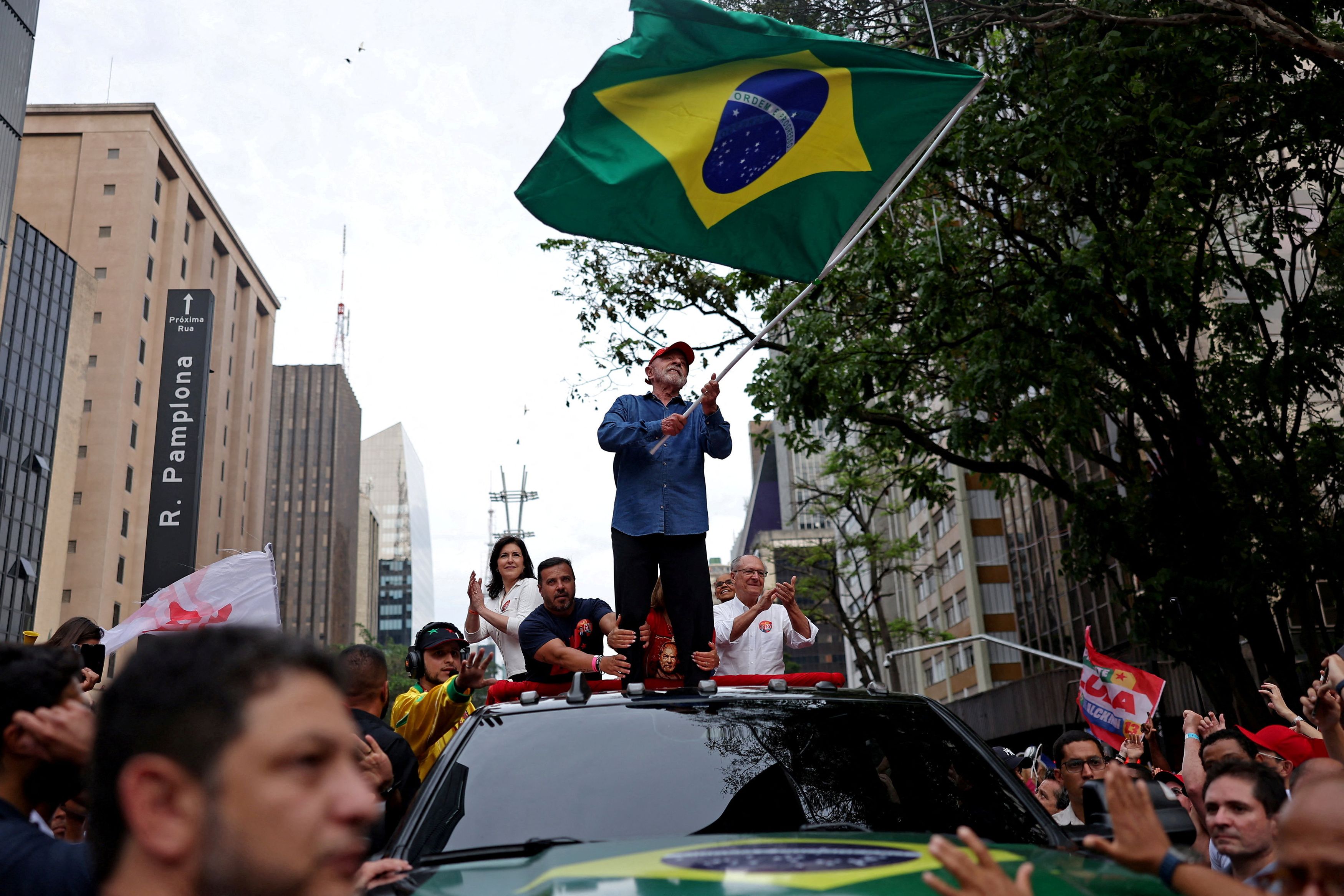 Brazil Votes In Tight Runoff As Lula Faces Flávio Bolsonaro