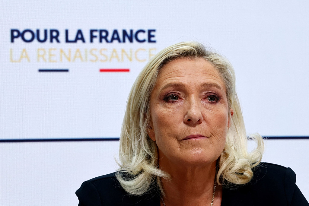 France’s Nuclear Forces Bring In Neighbors to Keep Russia in Check