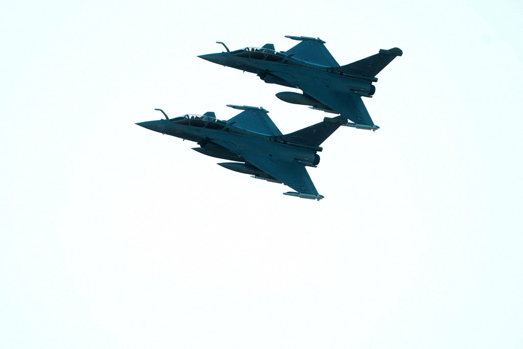 France’s Nuclear Forces Bring In Neighbors to Keep Russia in Check
