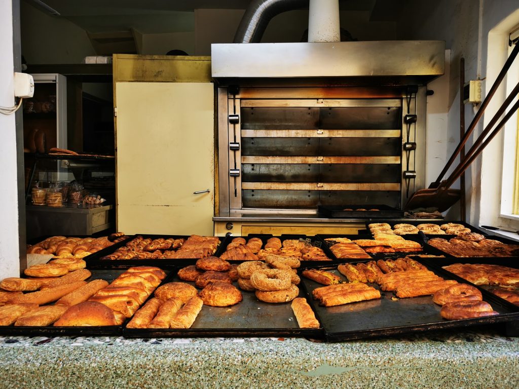 To Horiatiko Bakery: 520 Firms, An 80-Year-Old Accountant