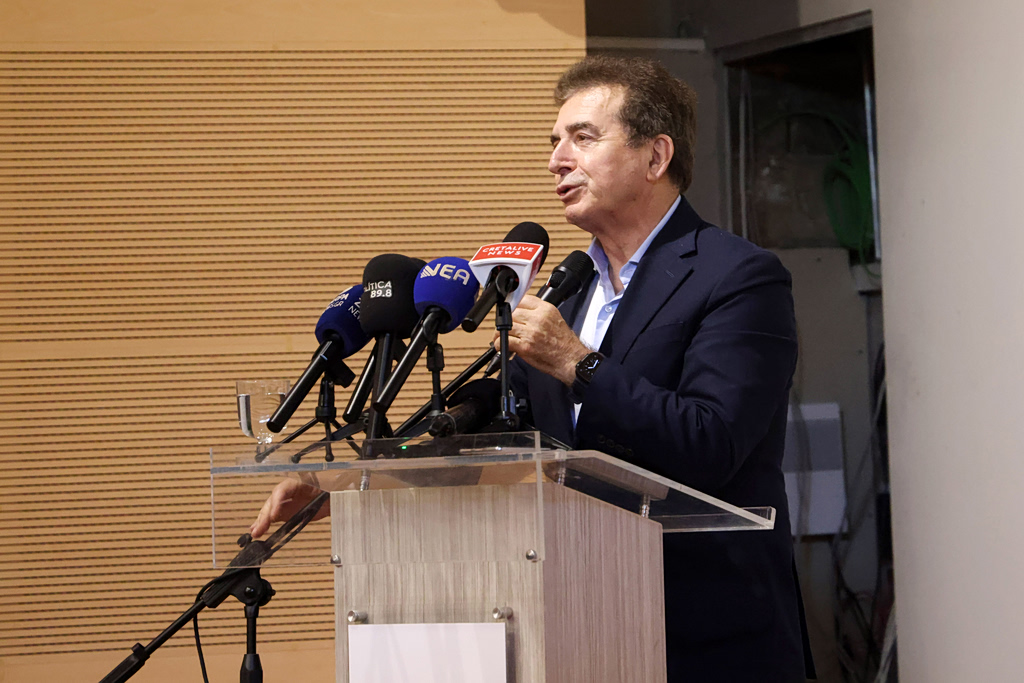 Chrysochoidis Warns of New Organized Crime Cases and Possible Official Links