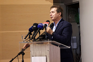 Chrysochoidis Warns of New Organized Crime Cases and Possible Official Links