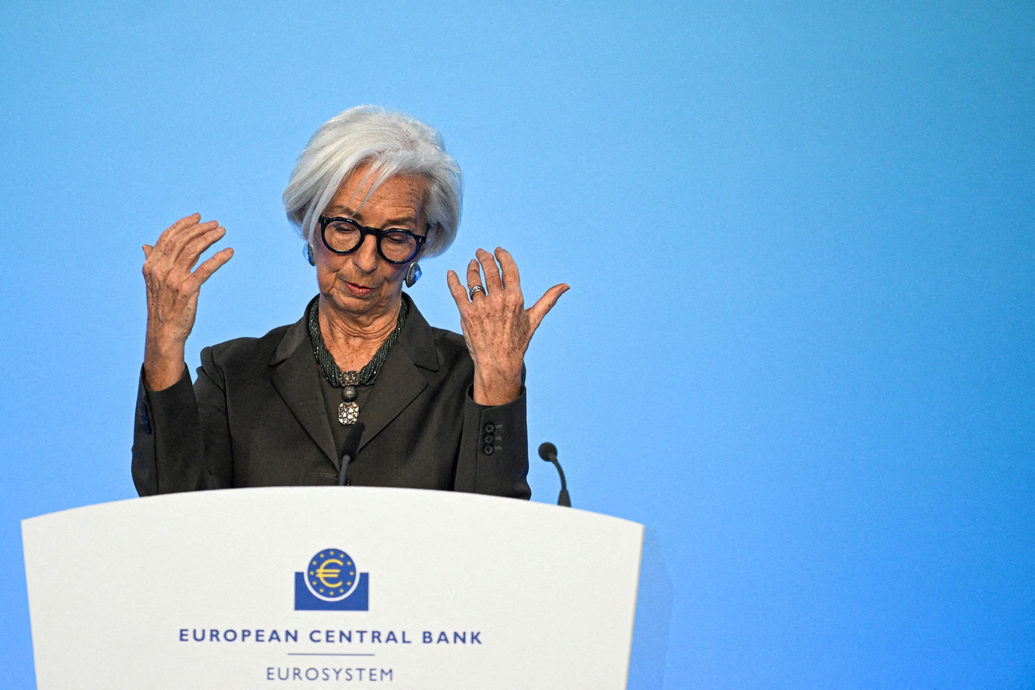 Lagarde to Exit ECB as Europe Faces Economic Headwinds
