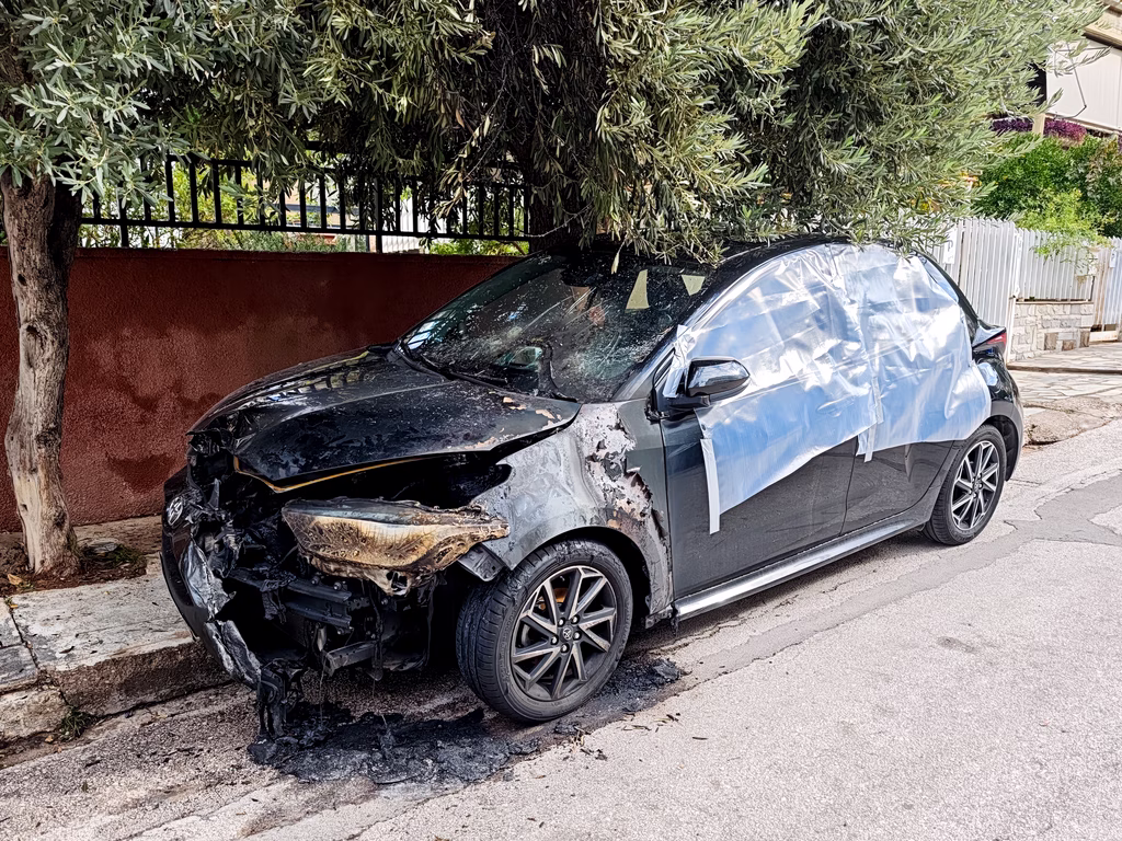 Greek Navy Officer Arrested After Arson Attacks on Ex-Partners
