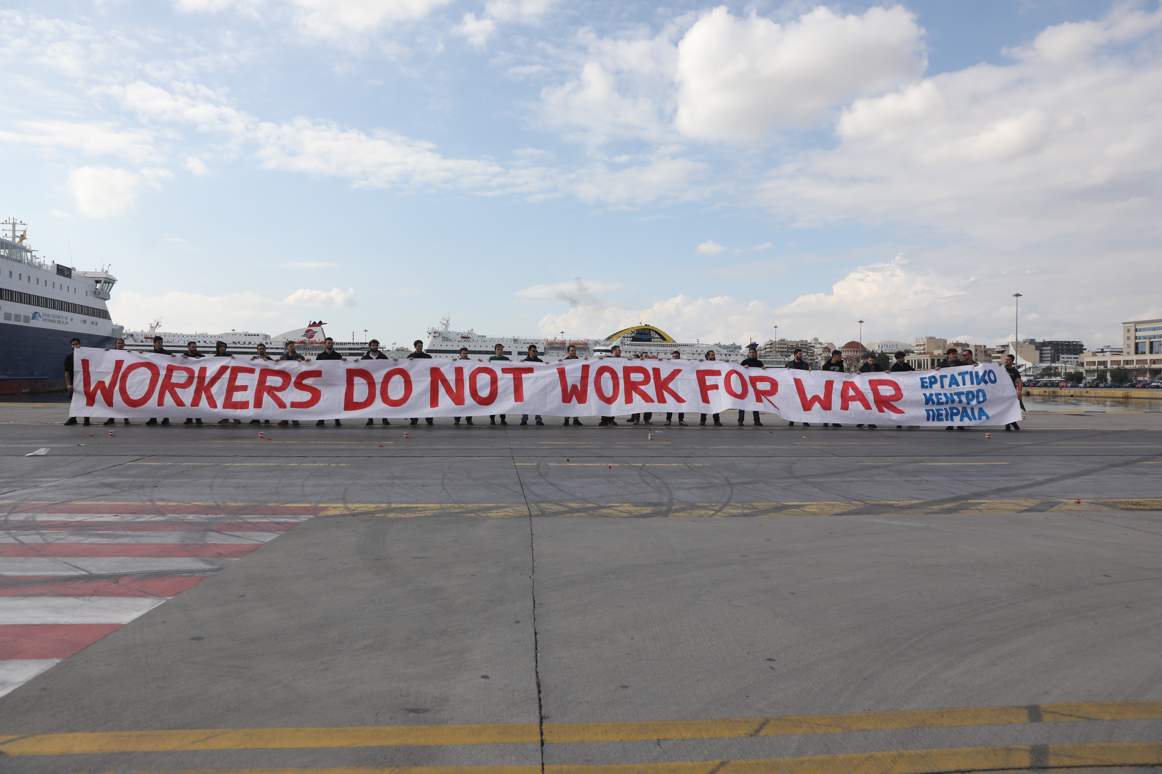 Ferries Halt in Greece as Dockworkers Stage Global Antiwar Strike